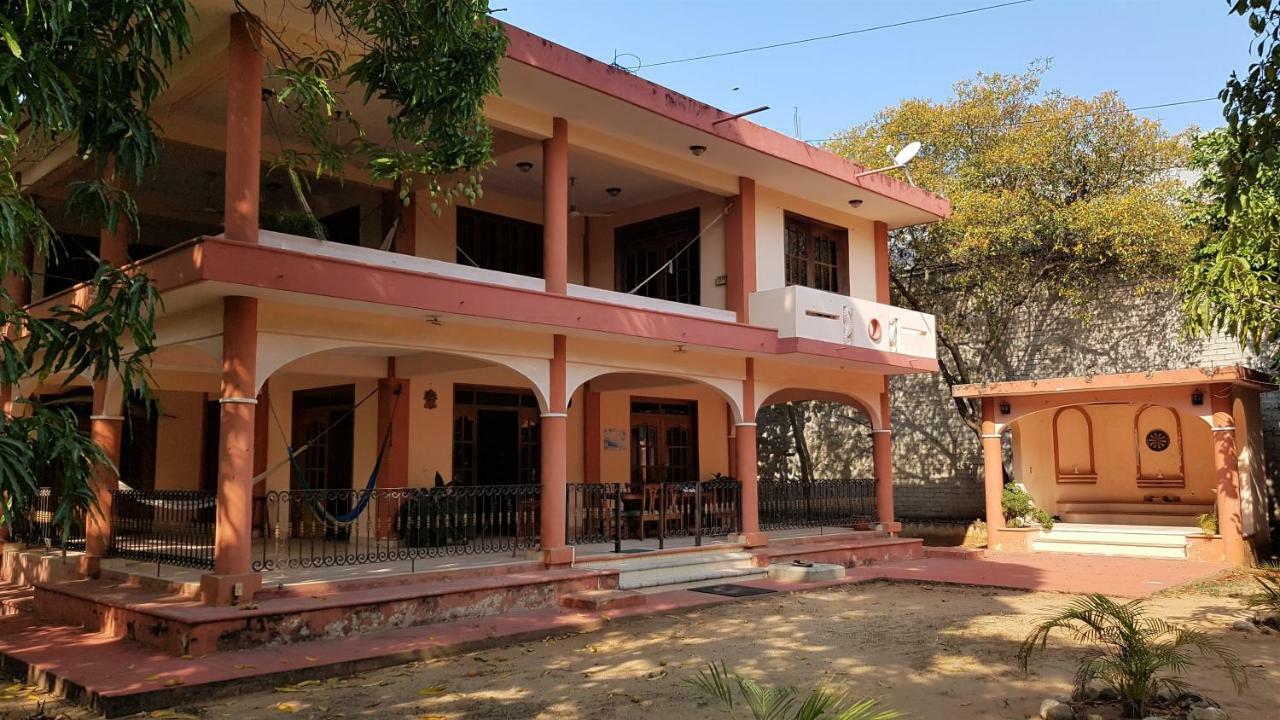 Villa Mango Hostel Puerto Escondido  Exterior foto