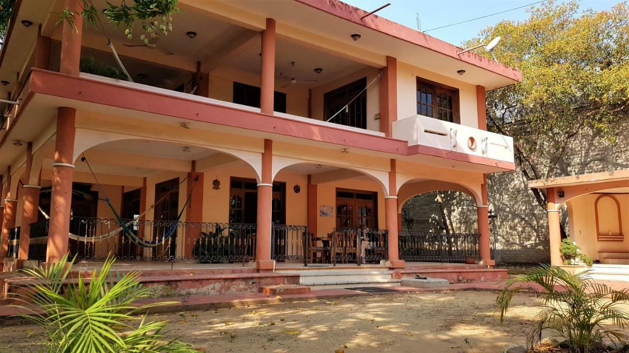 Villa Mango Hostel Puerto Escondido  Exterior foto