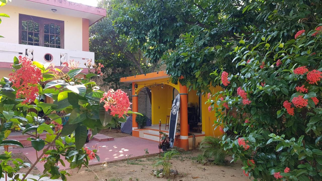 Villa Mango Hostel Puerto Escondido  Exterior foto
