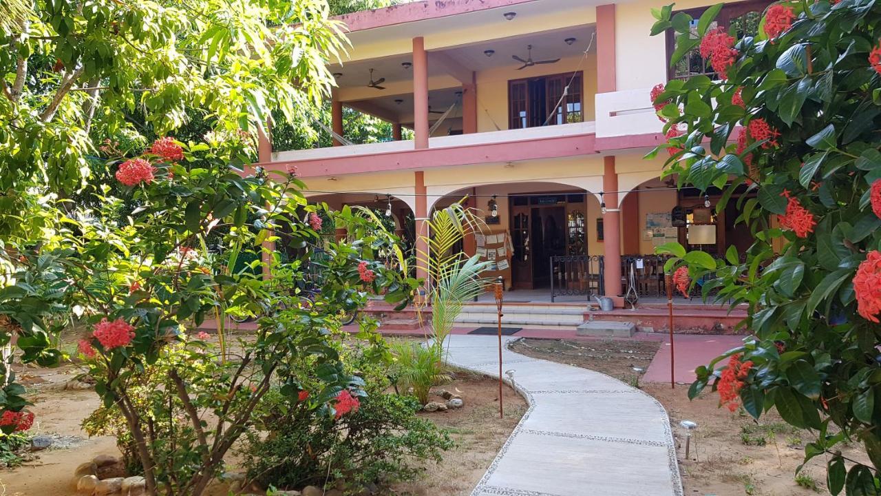 Villa Mango Hostel Puerto Escondido  Exterior foto