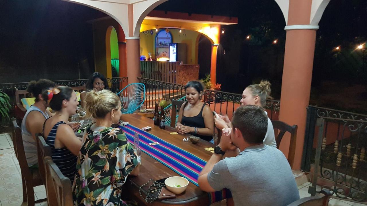 Villa Mango Hostel Puerto Escondido  Exterior foto